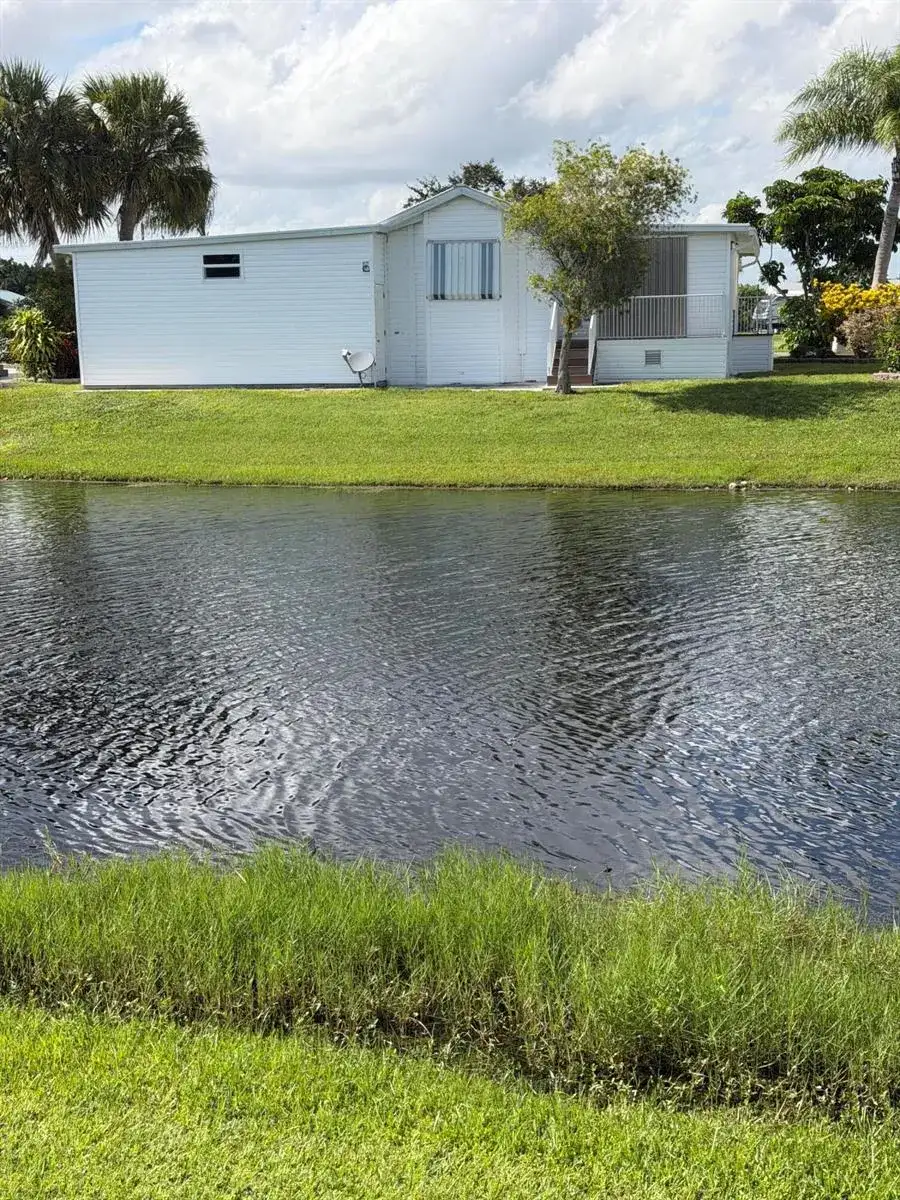 12450 SE 138TH Boulevard SE, Okeechobee FL photo 2