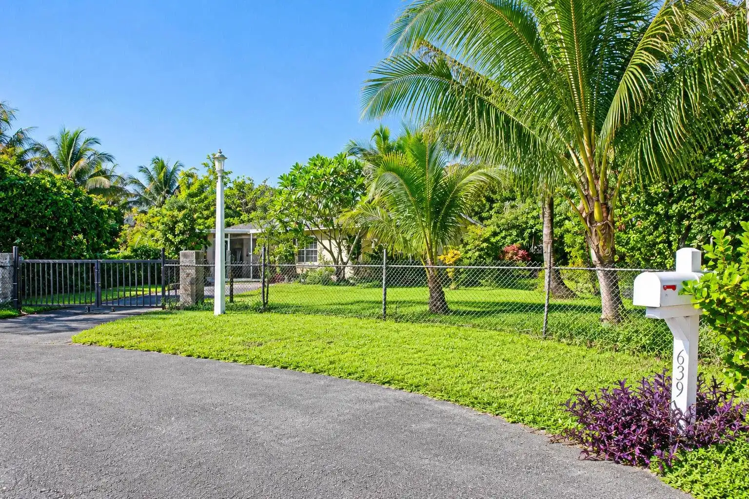 639 MADELINE Court, West Palm Beach FL 33413
