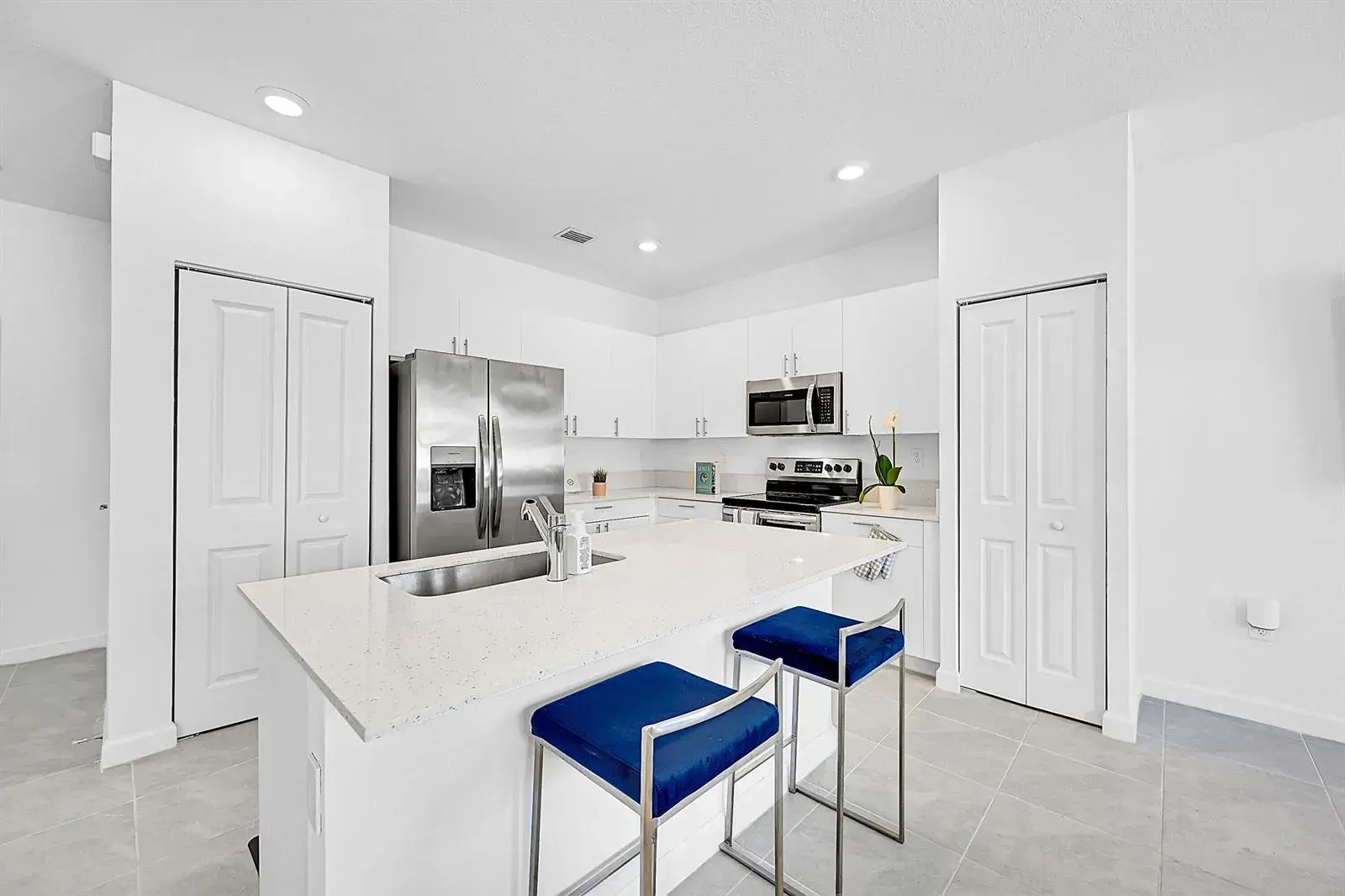 20357 NW 4TH Path, Miami Gardens FL 33169