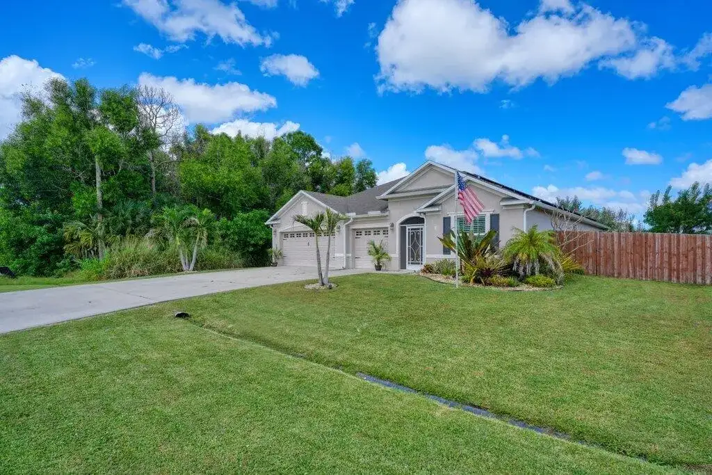 5332 NW South Crisona Circle, Port St. Lucie FL 34986 photo 3