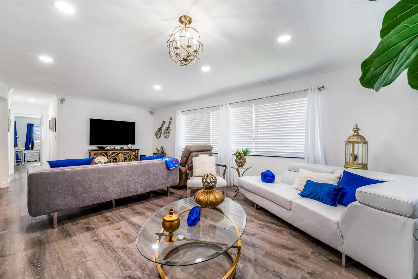 1040 Crystal Lake Drive Unit 3, Pompano Beach FL 33064 photo 3