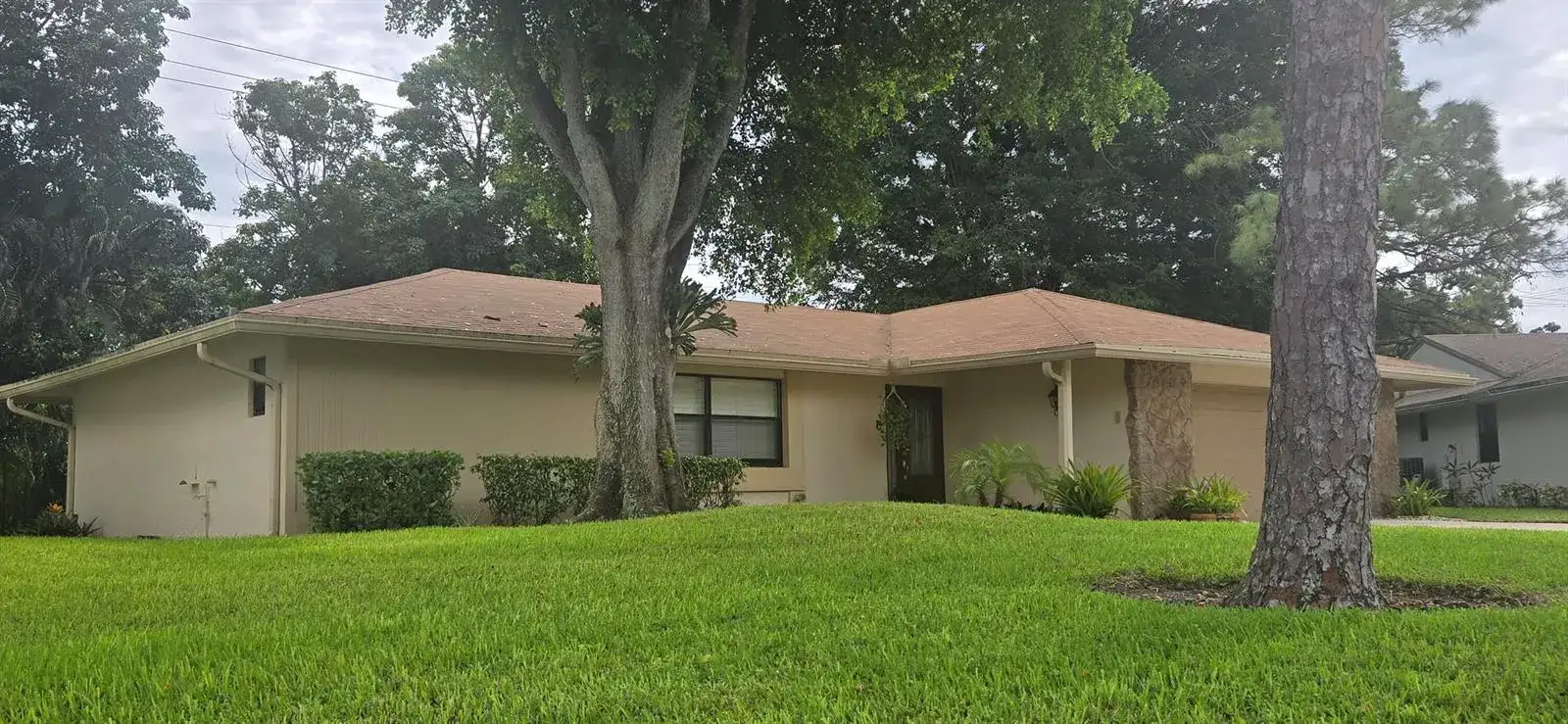 729 NW 23RD Lane, Delray Beach FL 33445 photo 3