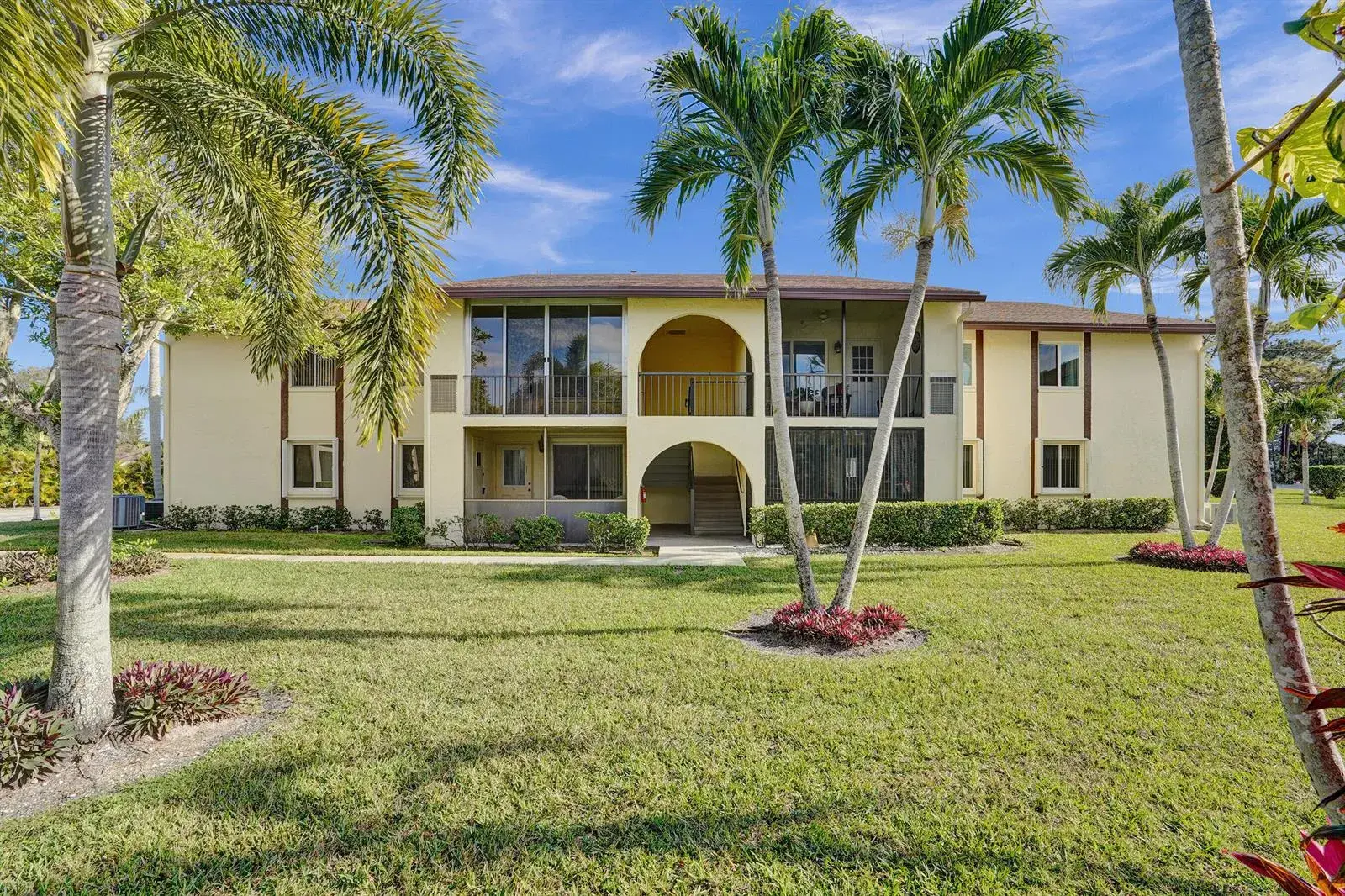 3561 Tall Pine Way # 1, FL 33463