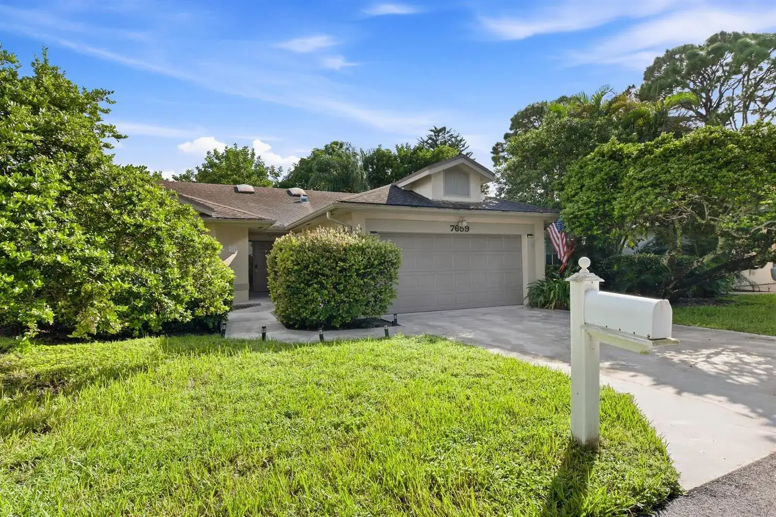 7659 KINGS RIDE, Boynton Beach FL 33436 photo 2