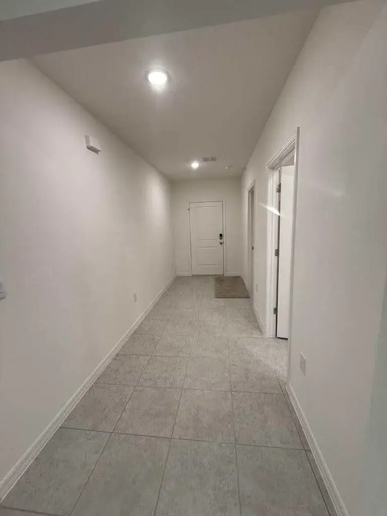 1307 Hillsborough Lane, FL 34759
