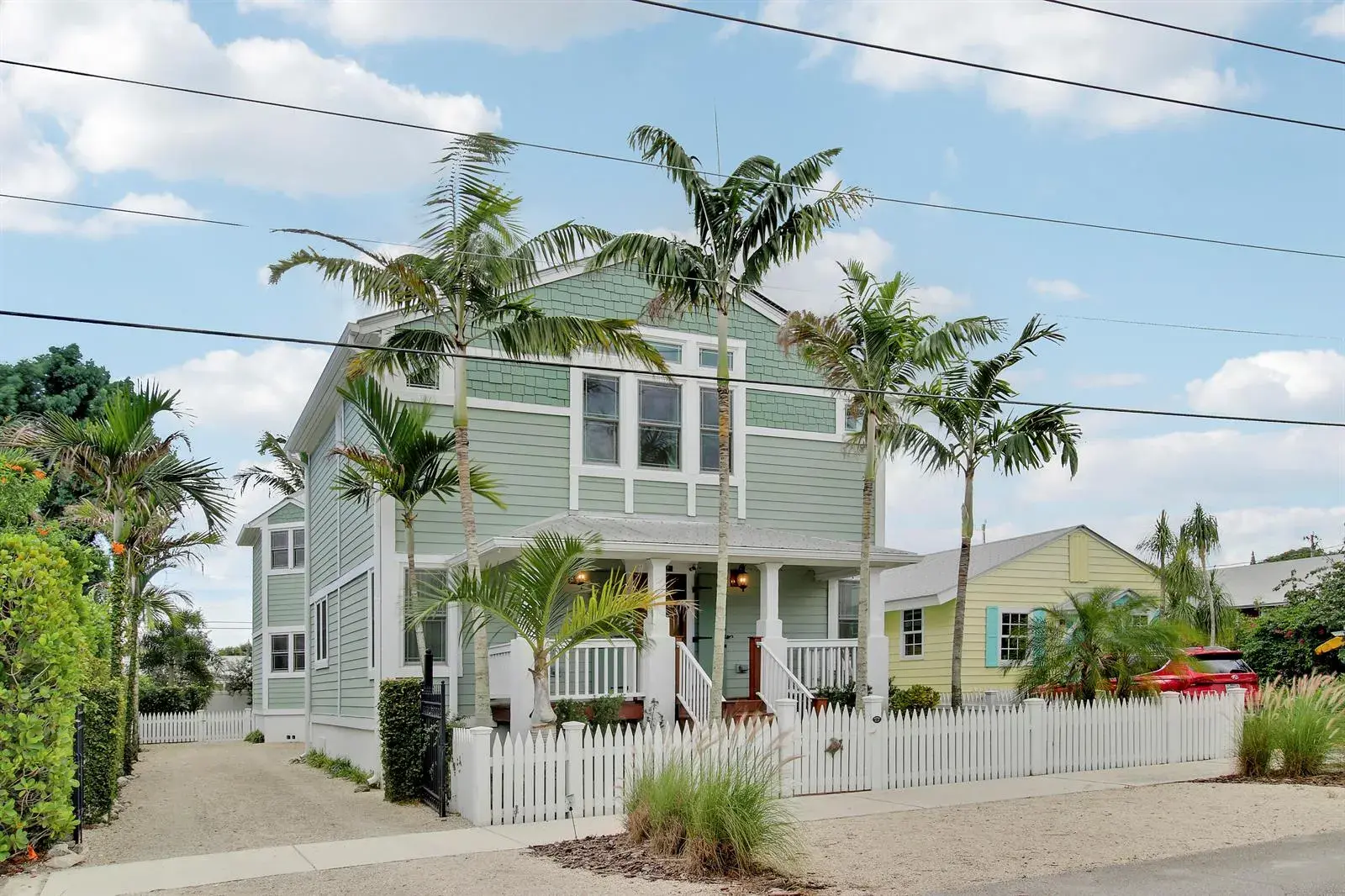 9172 SE Apollo Street, Hobe Sound FL 33455