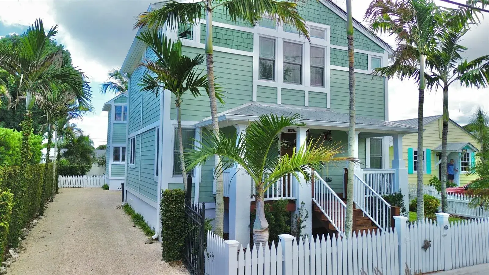 9172 SE Apollo Street, Hobe Sound FL 33455
