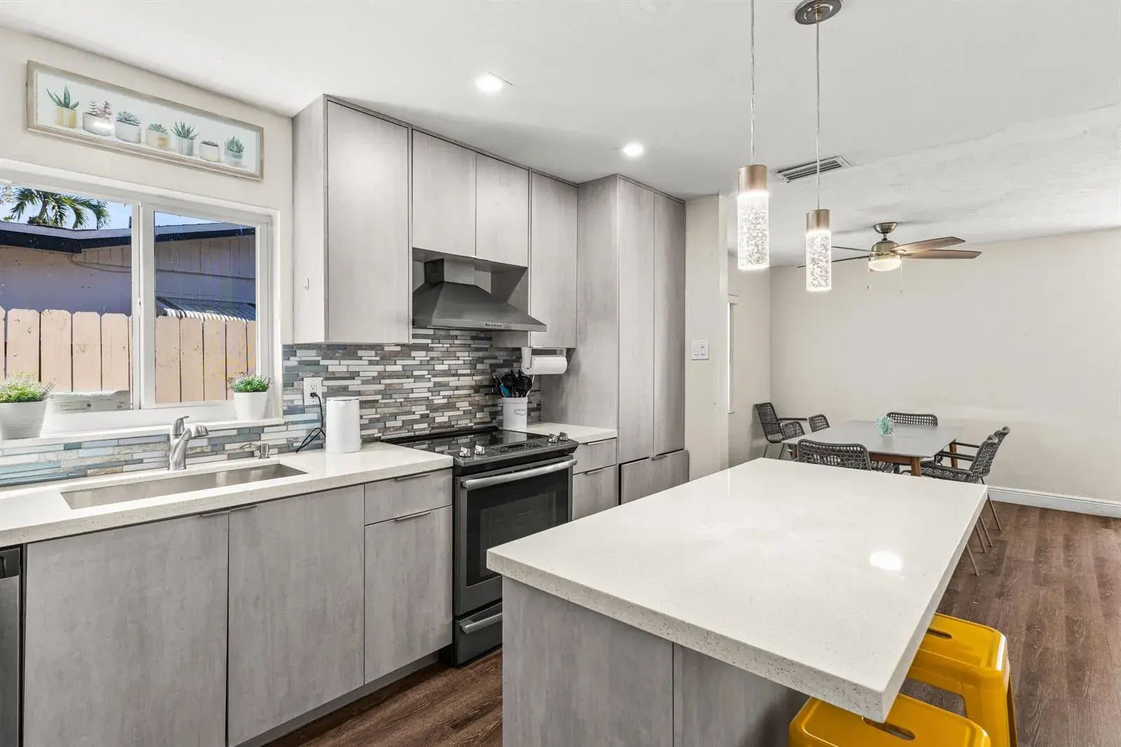 1121 N 66TH Terrace, Hollywood FL 33024