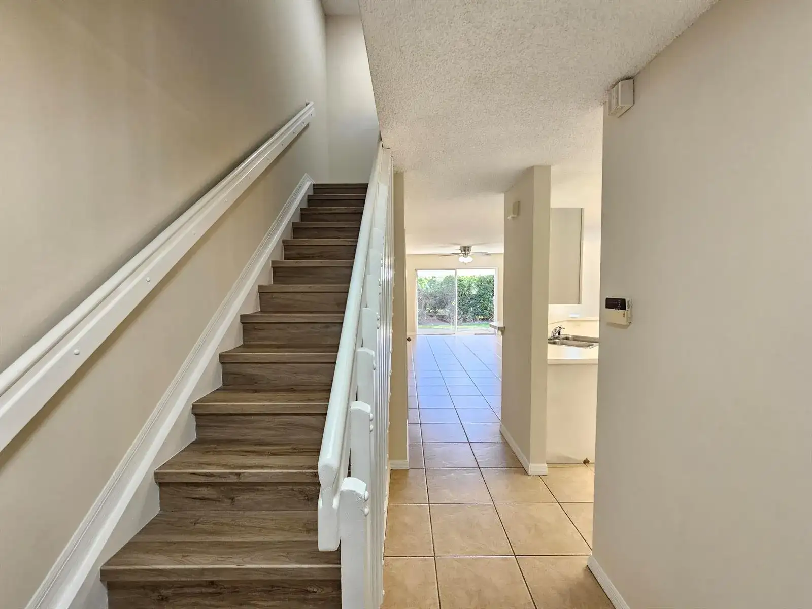 145 Fox Meadow Run, Jupiter FL 33458 photo 3