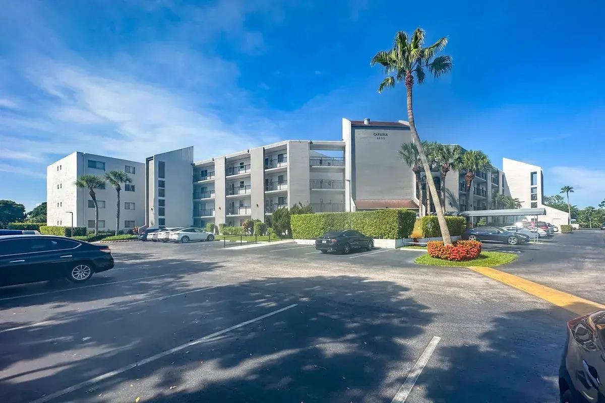 6850 10TH Avenue N # 206, Lake Worth FL 33467