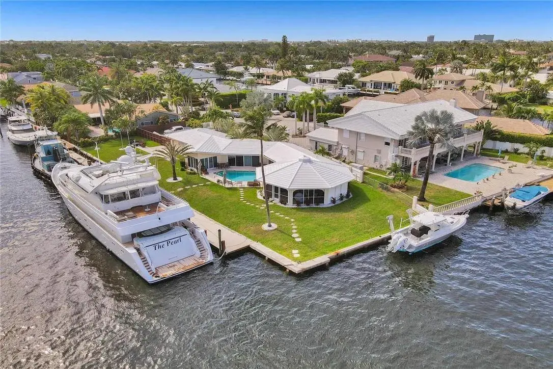 2900 NE 35th Street, Fort Lauderdale FL 33306