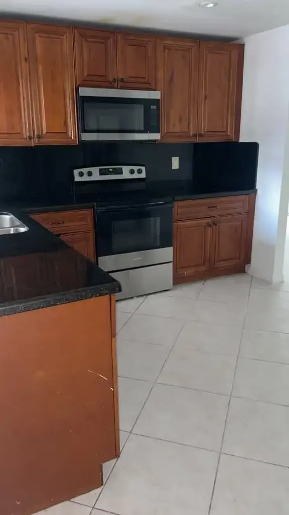 6711 NW 1ST Court, Margate FL 33063 photo 2