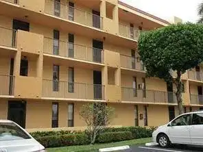 6010 CORAL LAKE Drive # 110, Margate FL 33063