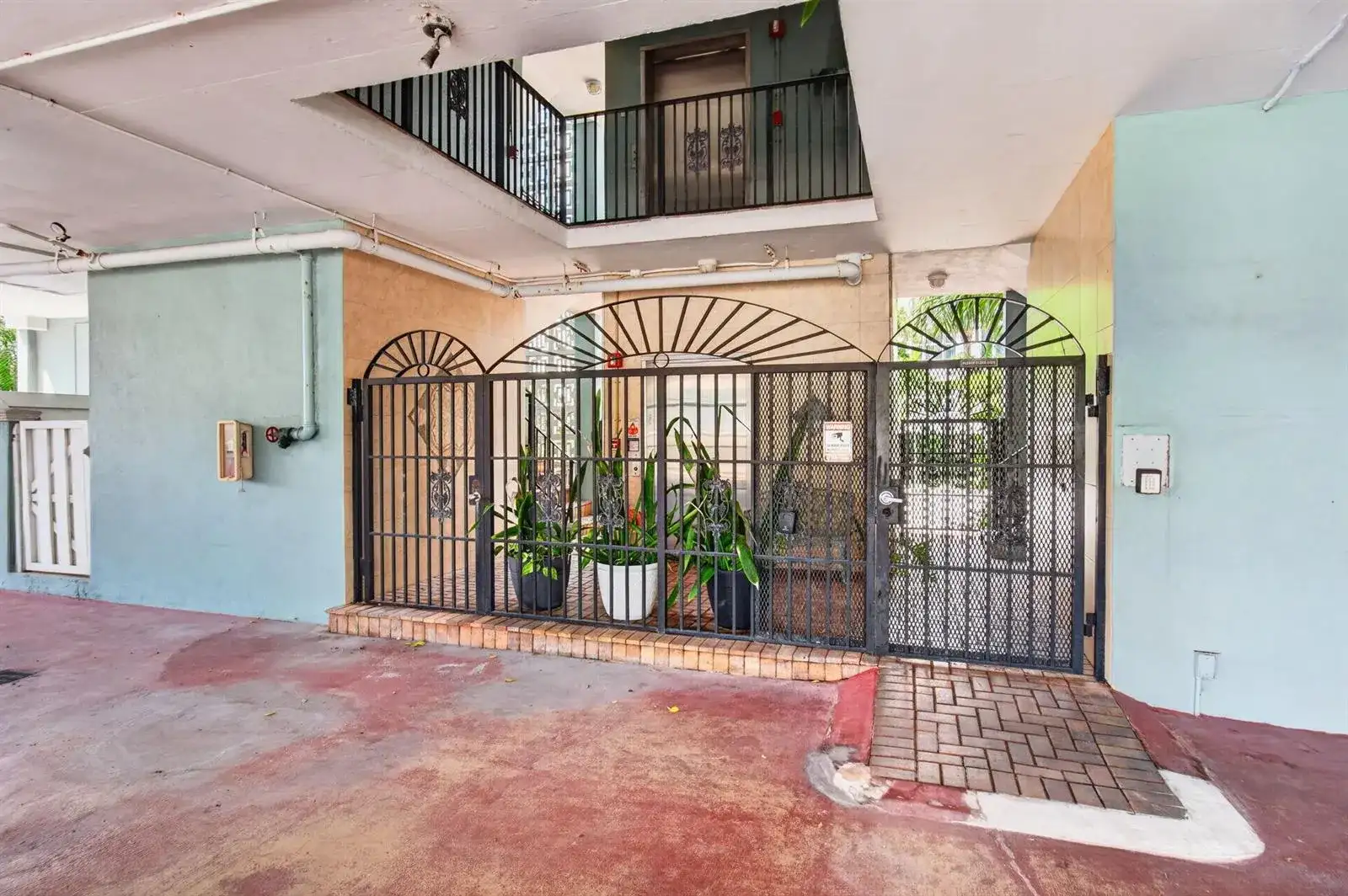 180 SE 20th Avenue # 403, Deerfield Beach FL 33441 photo 5
