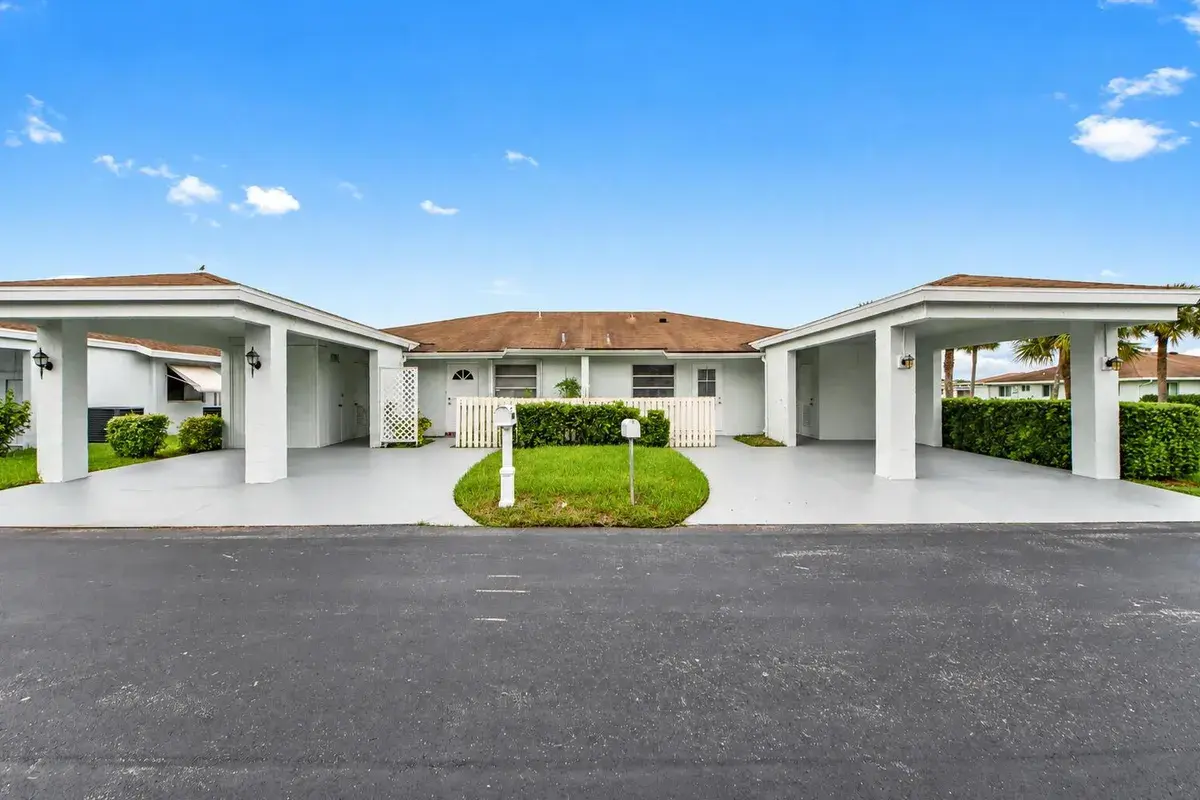 6801 Moonlit Drive, Delray Beach FL 33446