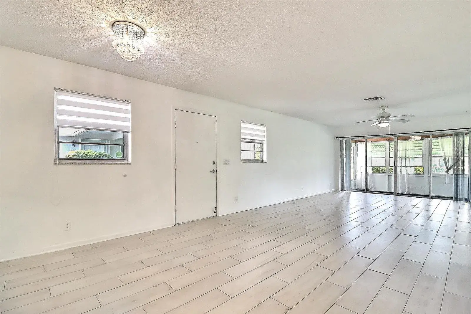450 BLUEBIRD Lane, Delray Beach FL 33445