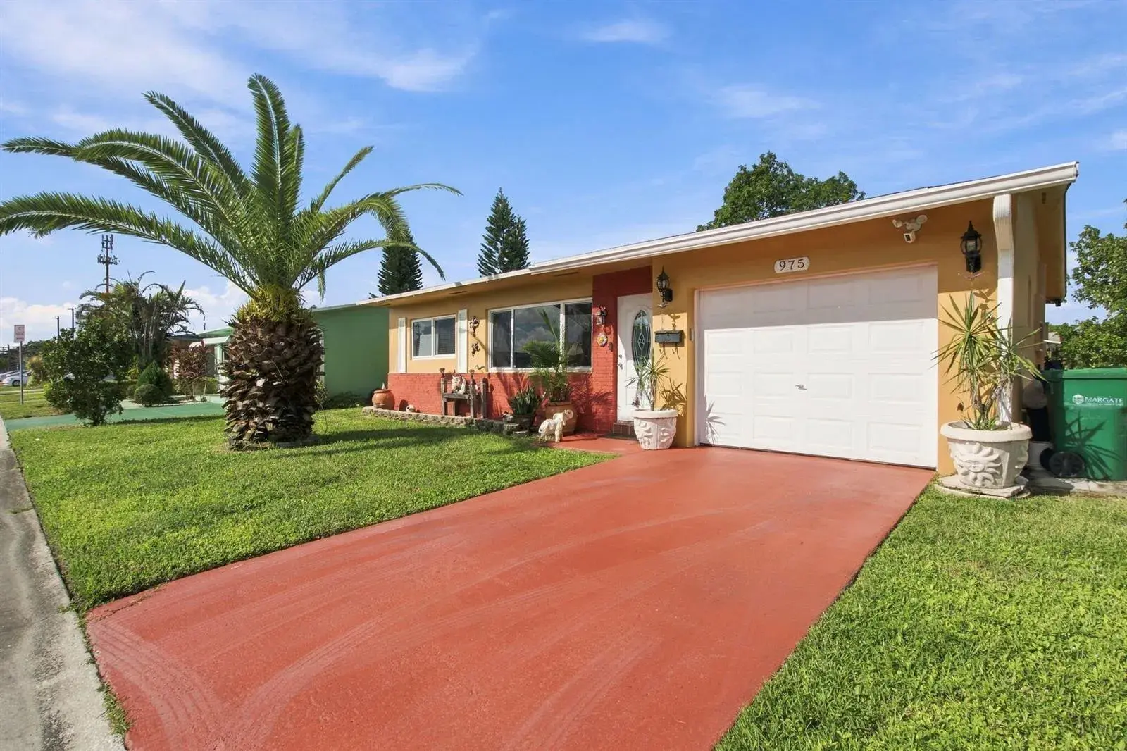975 NW 67TH Avenue, Margate FL 33063