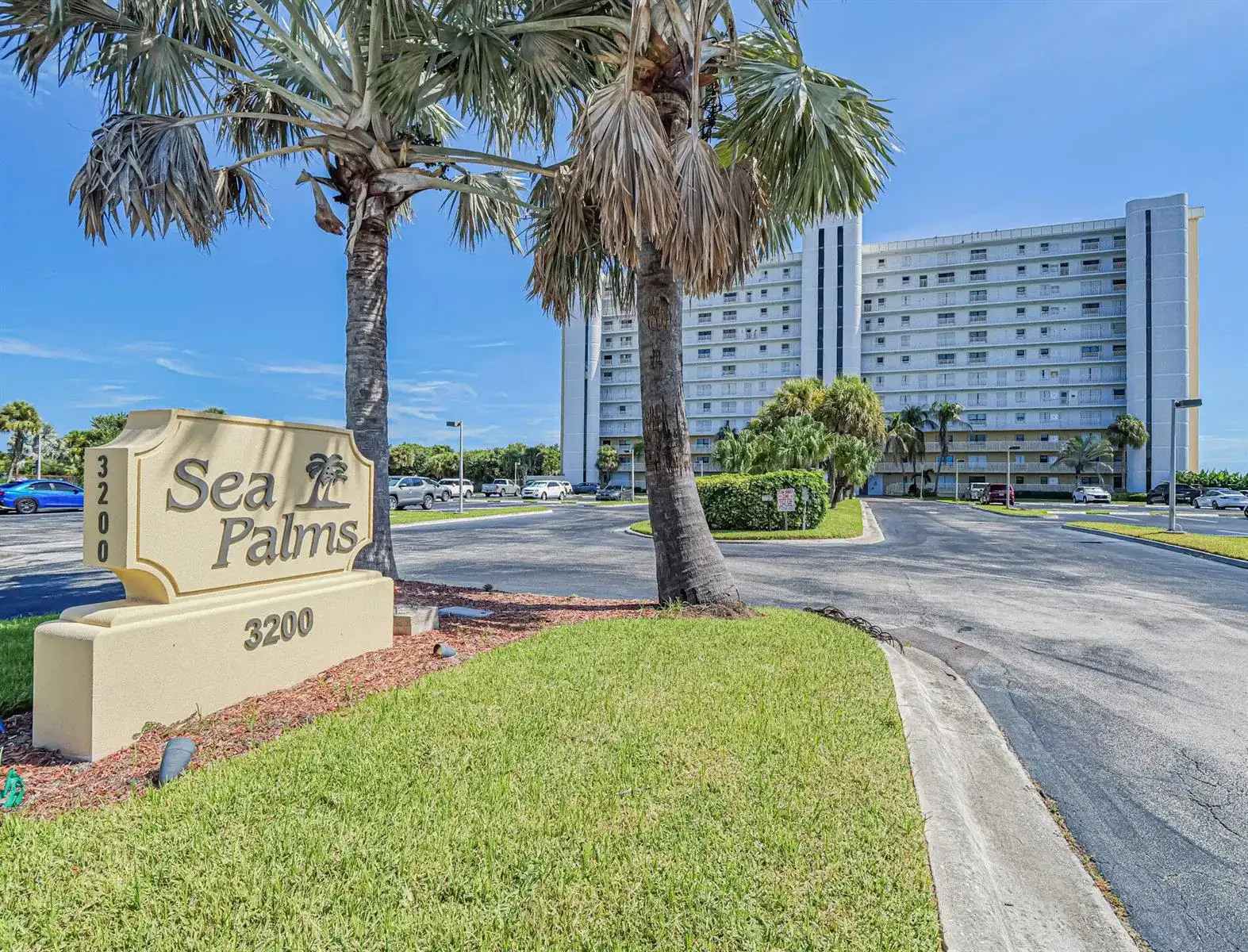 3200 N HIGHWAY A1A # 1004, Hutchinson Island FL 34949