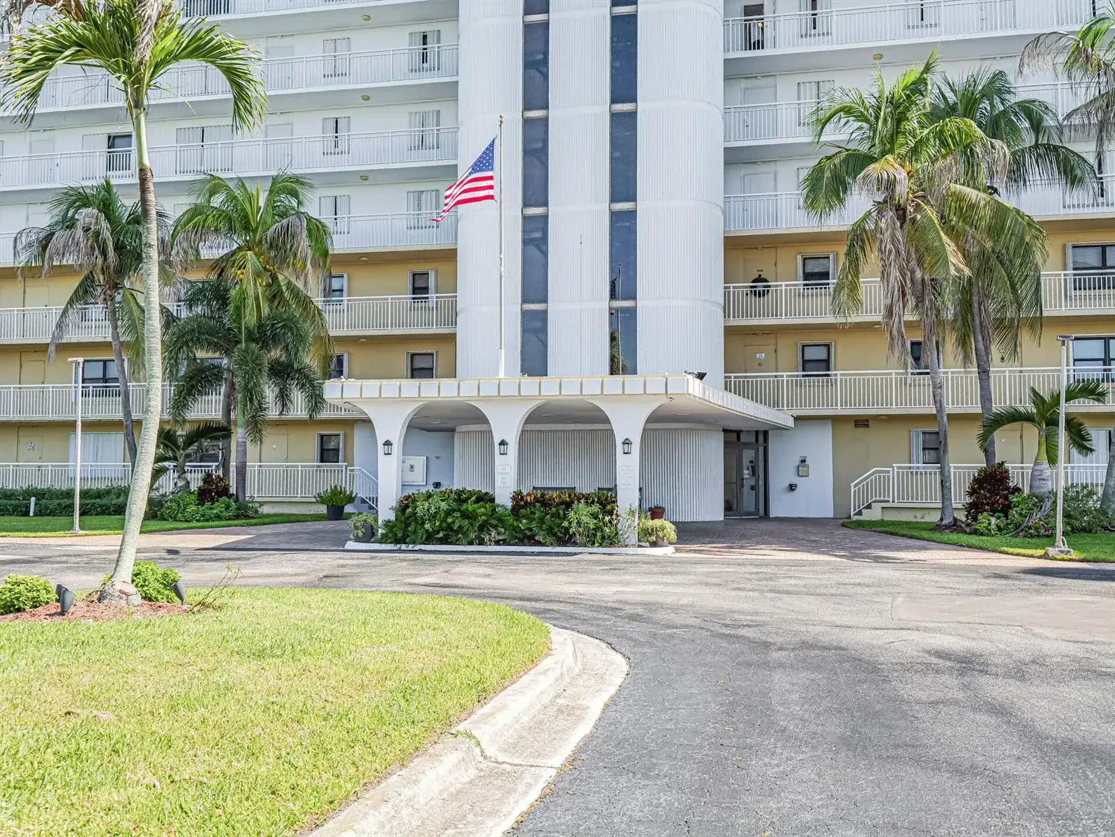 3200 N HIGHWAY A1A # 1004, Hutchinson Island FL 34949 photo 3
