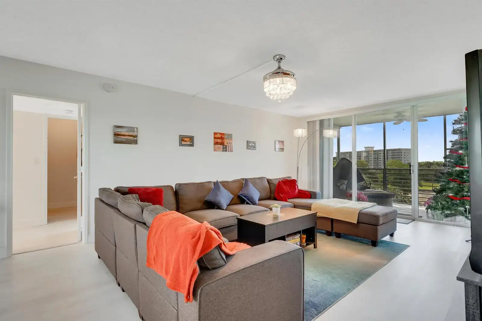 3800 OAKS CLUBHOUSE Drive # 503, Pompano Beach FL 33069 photo 3