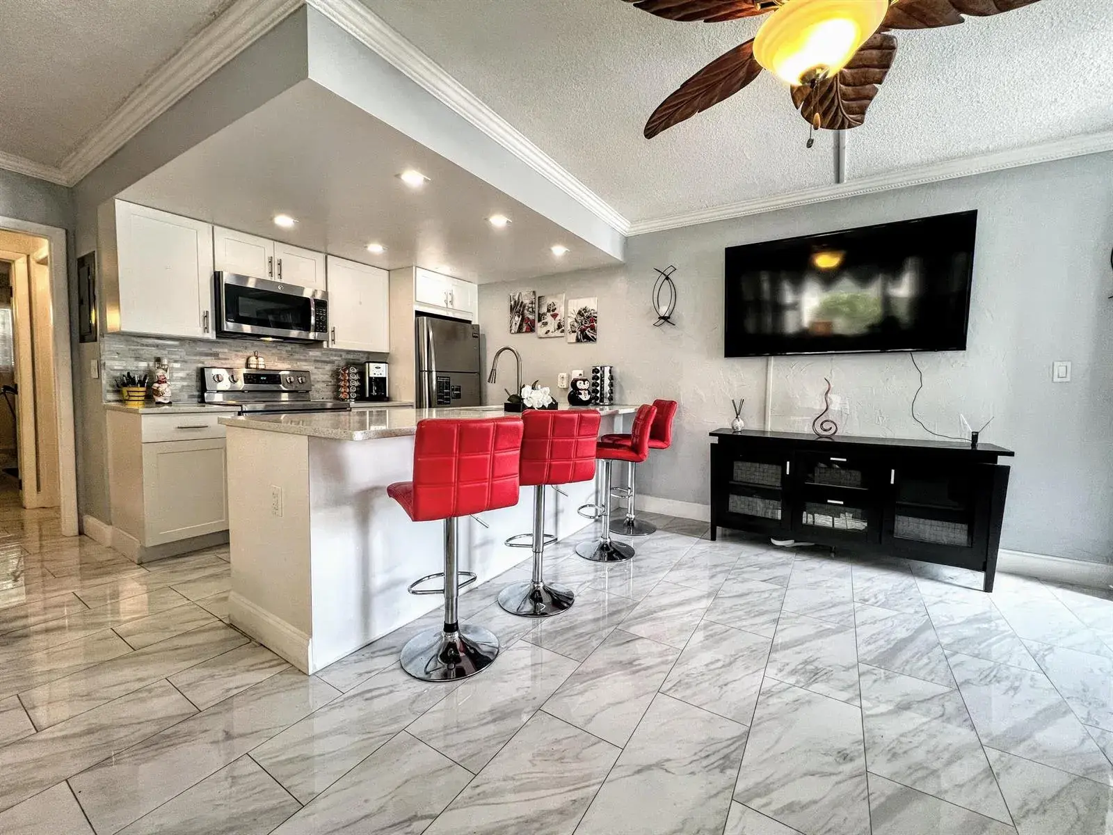 625 ANTIOCH Avenue # 101, Fort Lauderdale FL 33304