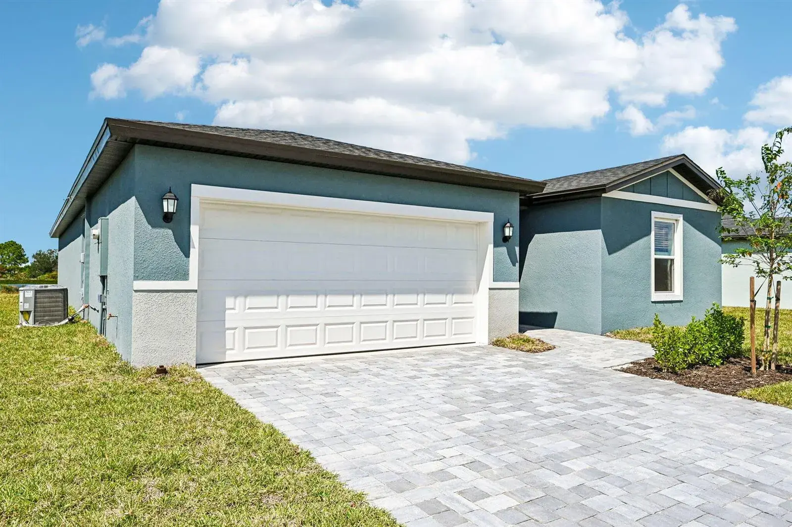 15795 SW VINE Drive, FL 34956