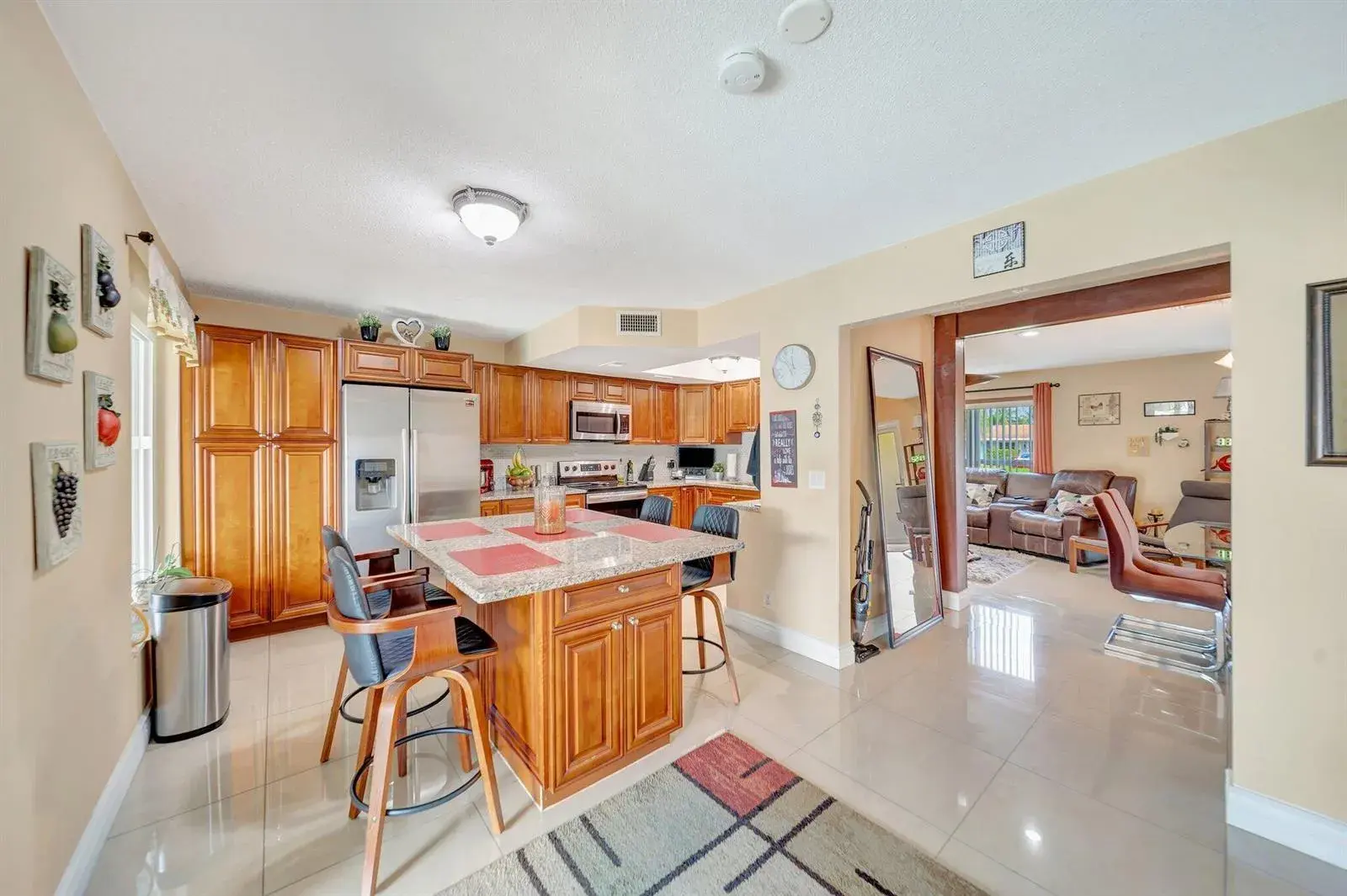 6224 SW 7TH Street, Margate FL 33068
