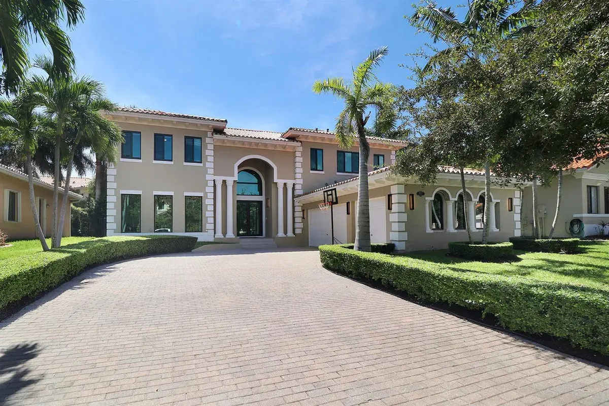 7512 SW 187TH Street, Cutler Bay FL 33157