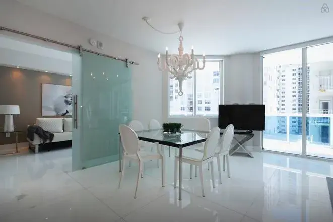 2711 S OCEAN Drive # 506, Hollywood FL 33019