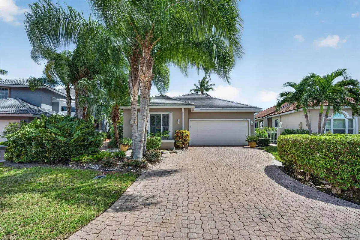 17220 Hampton Boulevard, Boca Raton FL 33496