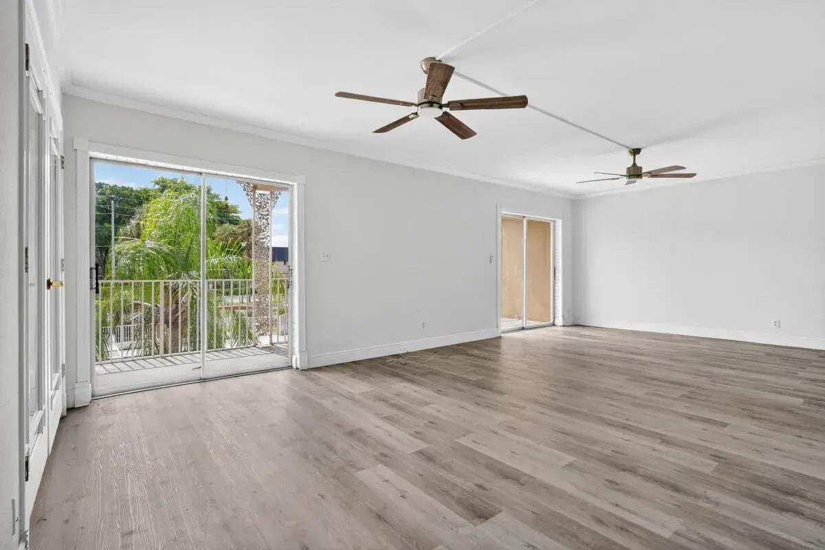 495 SE 8th Street # 242, Deerfield Beach FL 33441