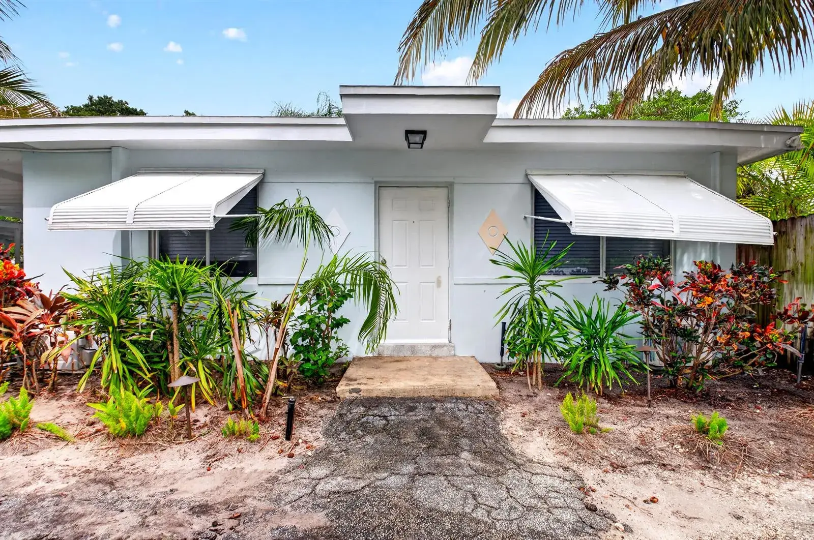 402 SE 1st Street SE, Boynton Beach FL 33435