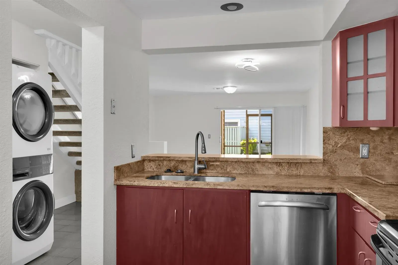 2164 CHAMPIONS Way, North Lauderdale FL 33068