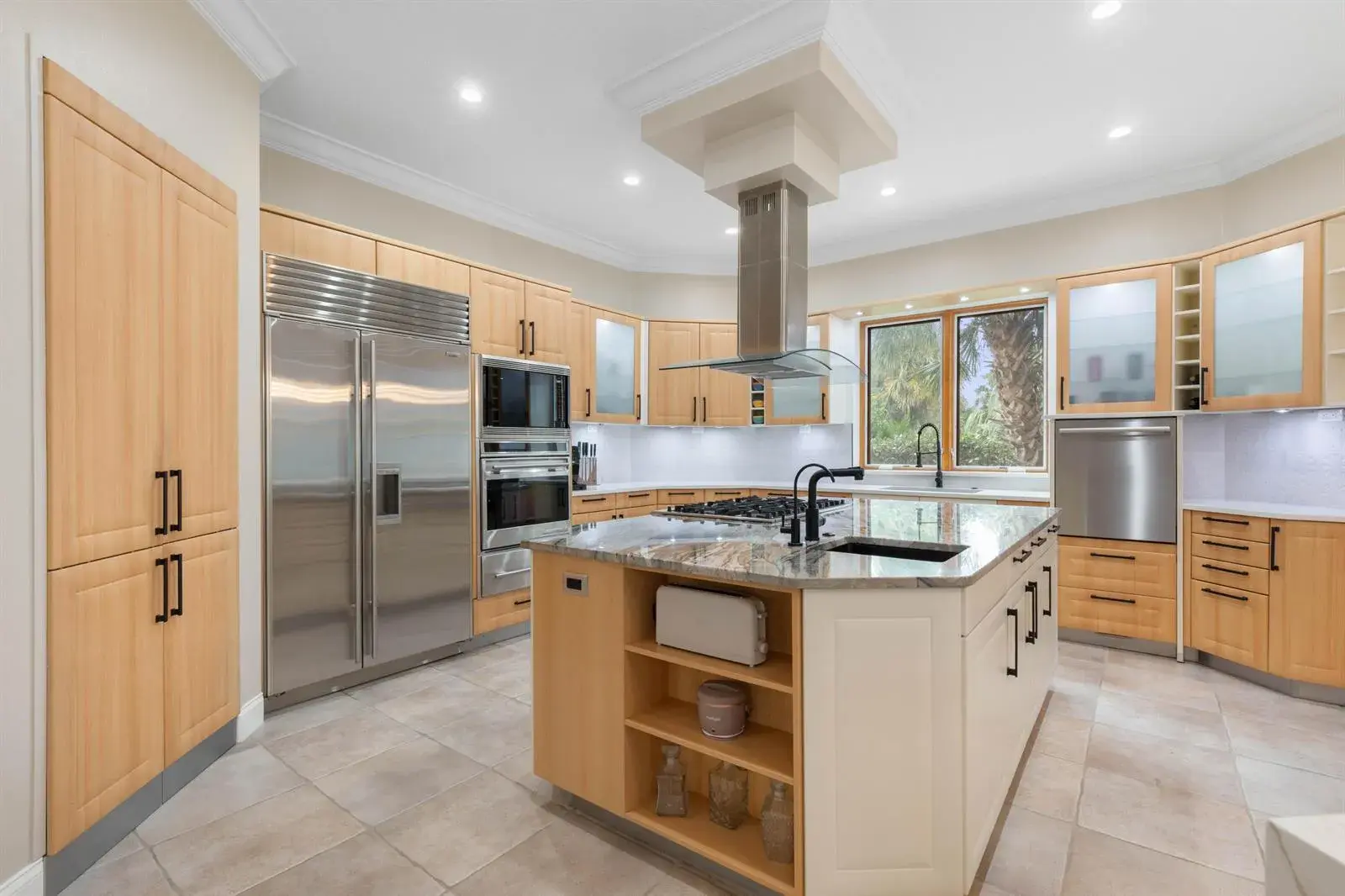 113 ISLAND ESTATES Parkway, Palm Coast FL 32137