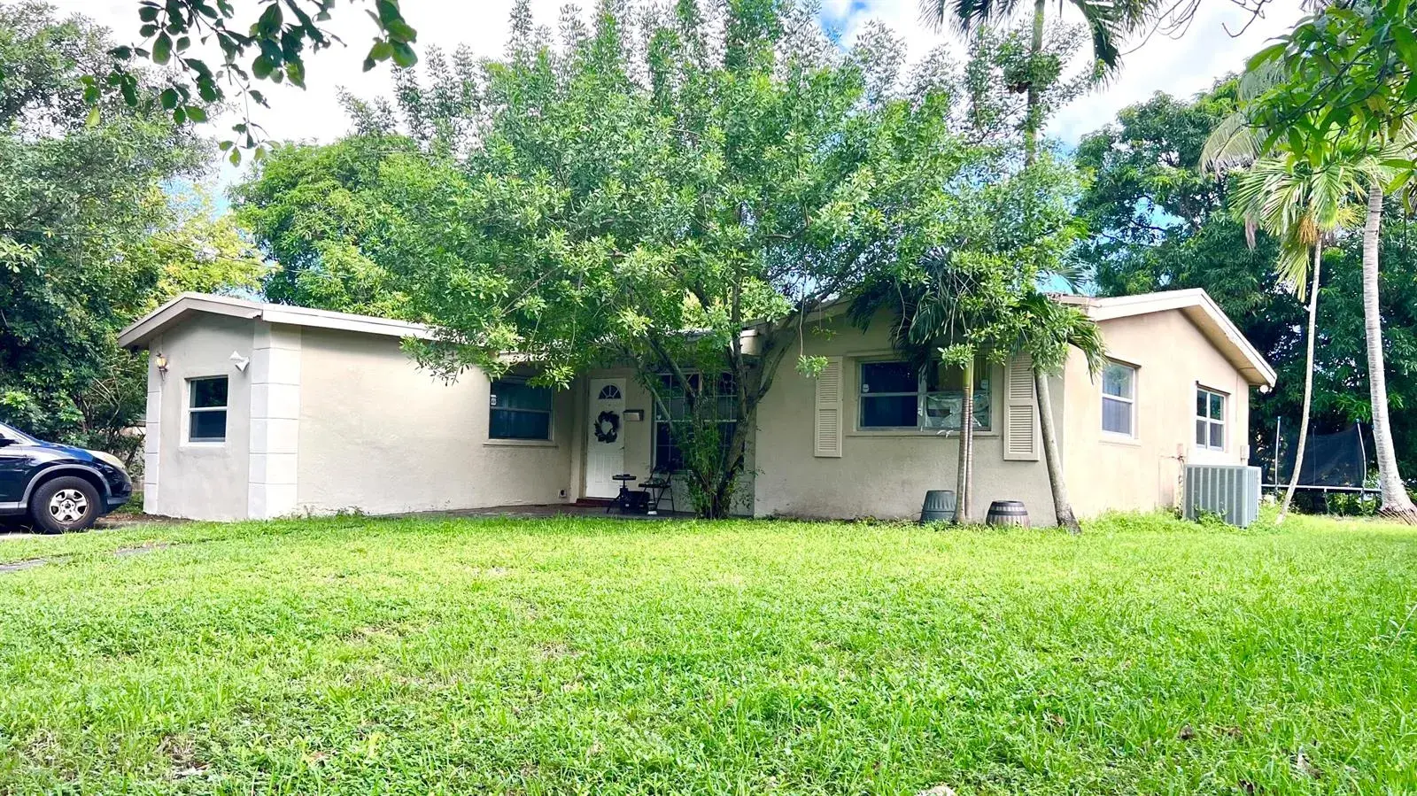 3999 NW 36TH Street, Lauderdale Lakes FL 33309