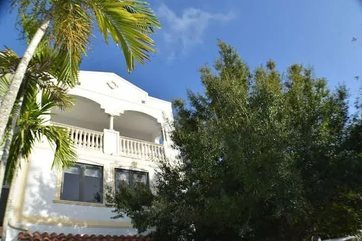 540 NE 17TH Avenue, Fort Lauderdale FL 33301