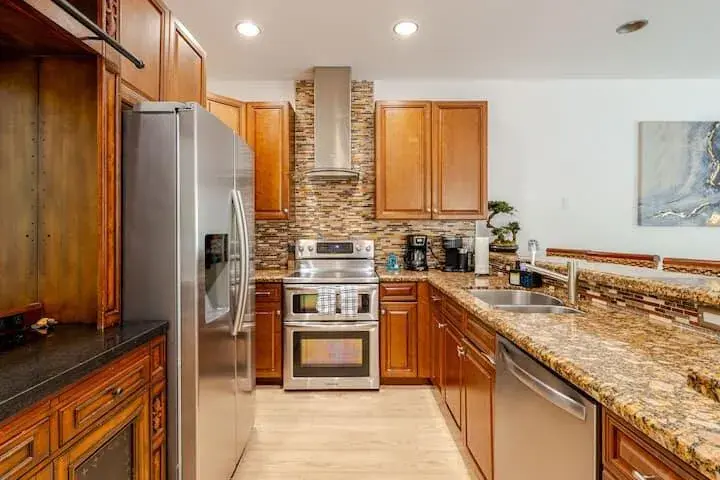 540 NE 17TH Avenue, Fort Lauderdale FL 33301