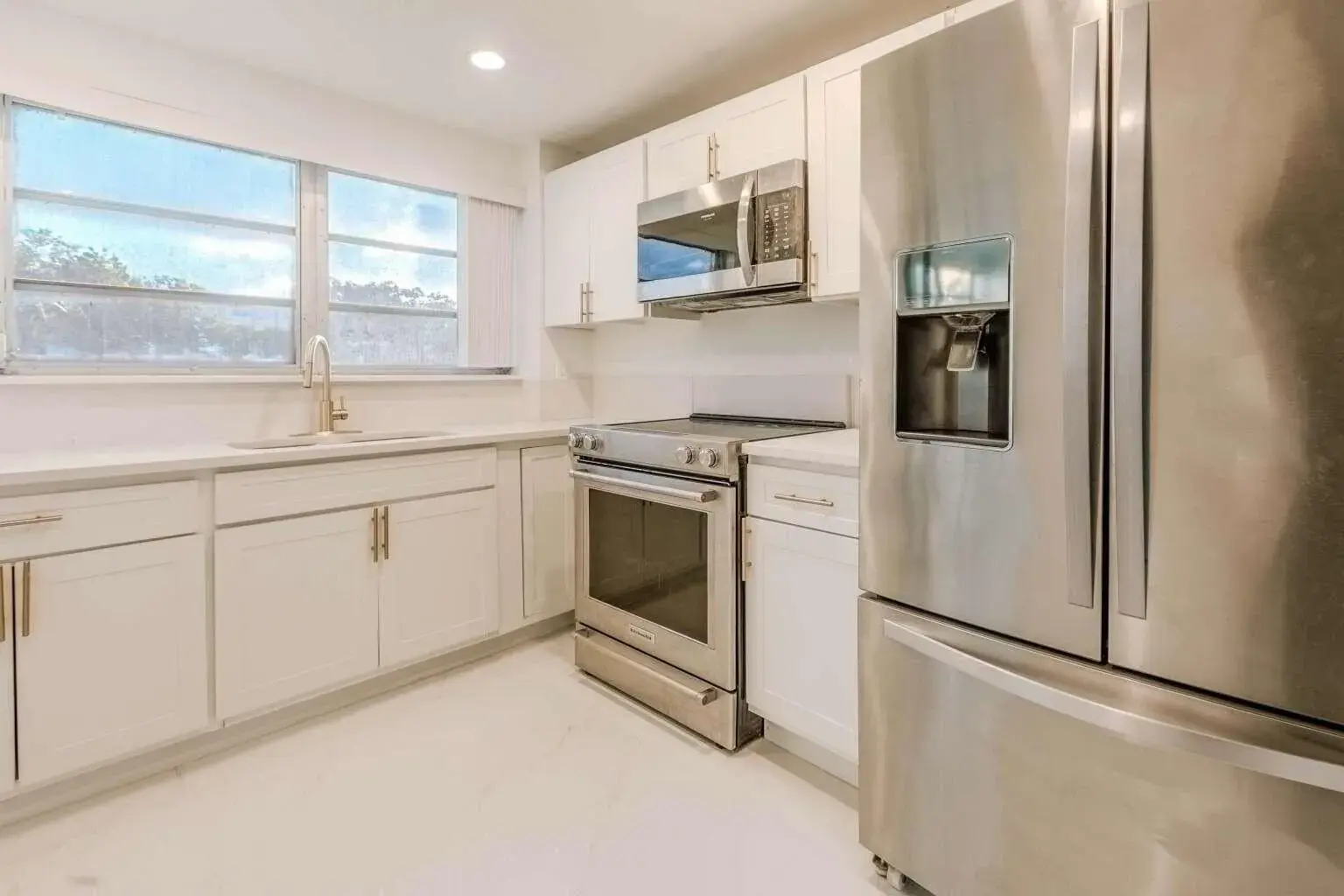 2401 NW 41ST Avenue # 101, Lauderhill FL 33313