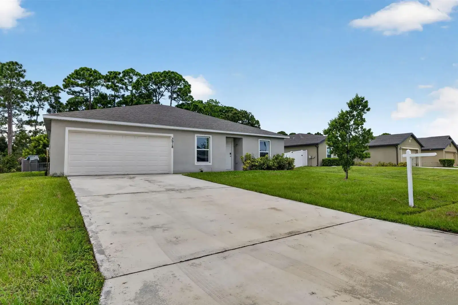 3918 SW BRUNSWICK Street, Port St. Lucie FL 34953 photo 2