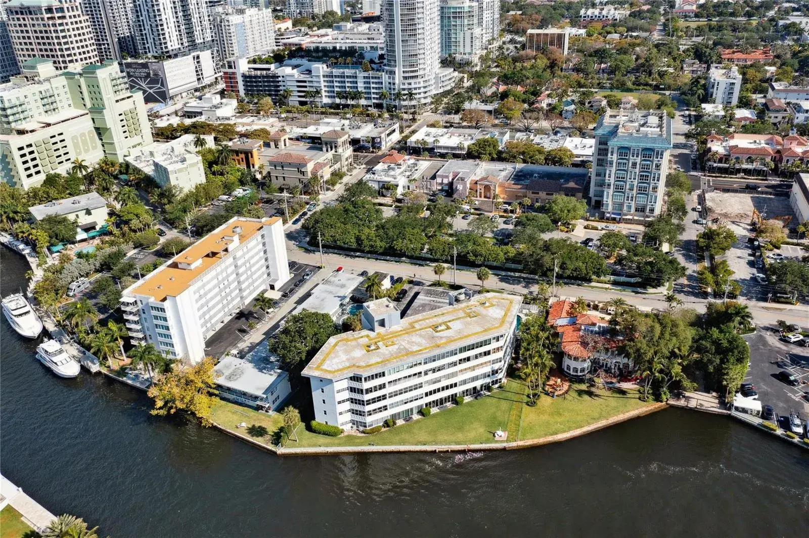 818 SE 4TH Street # 201, Fort Lauderdale FL 33301