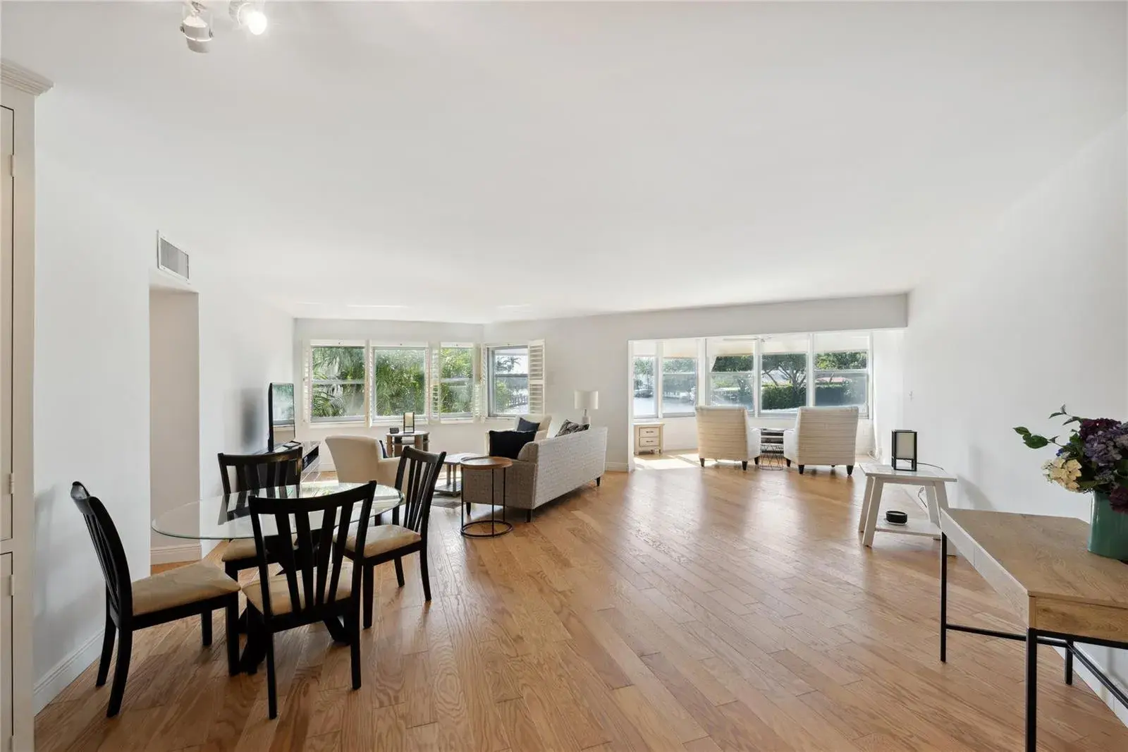 818 SE 4TH Street # 201, Fort Lauderdale FL 33301