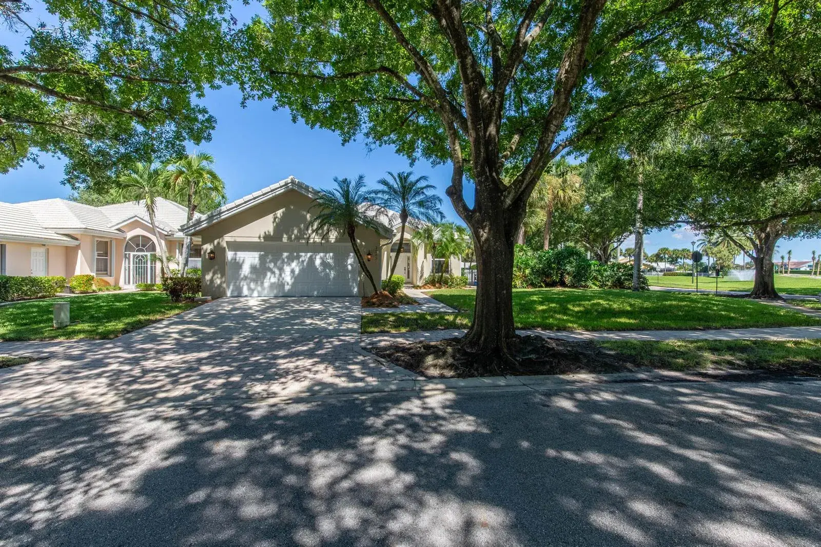 1285 GATOR Trail, West Palm Beach FL 33409