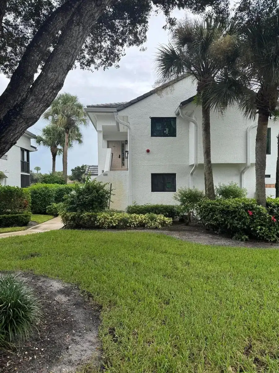 15310 Strathearn Drive, Delray Beach FL 33446