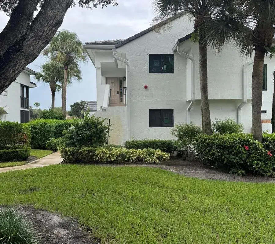 15310 Strathearn Drive, Delray Beach FL 33446