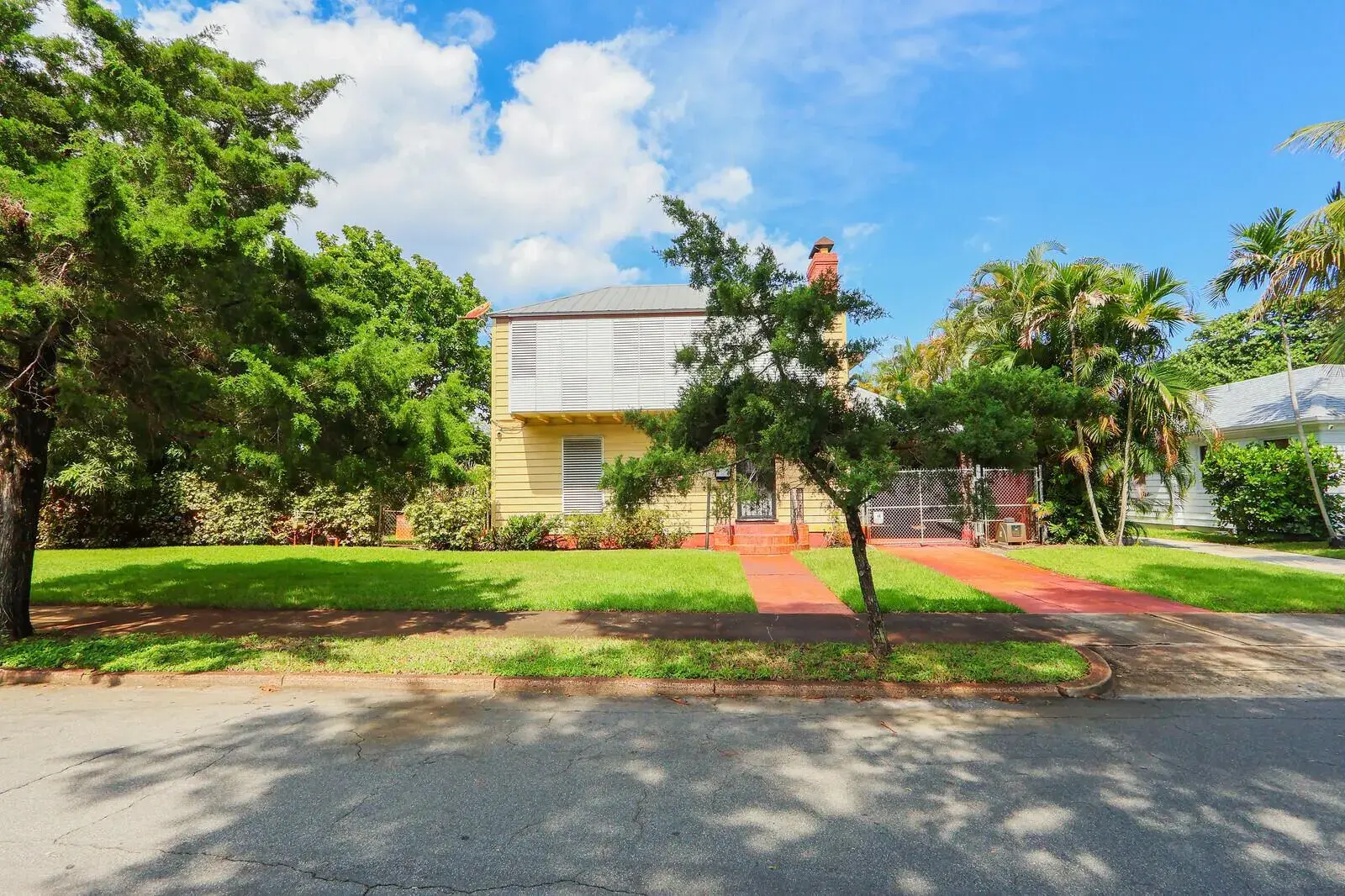 525 51ST Street, West Palm Beach FL 33407
