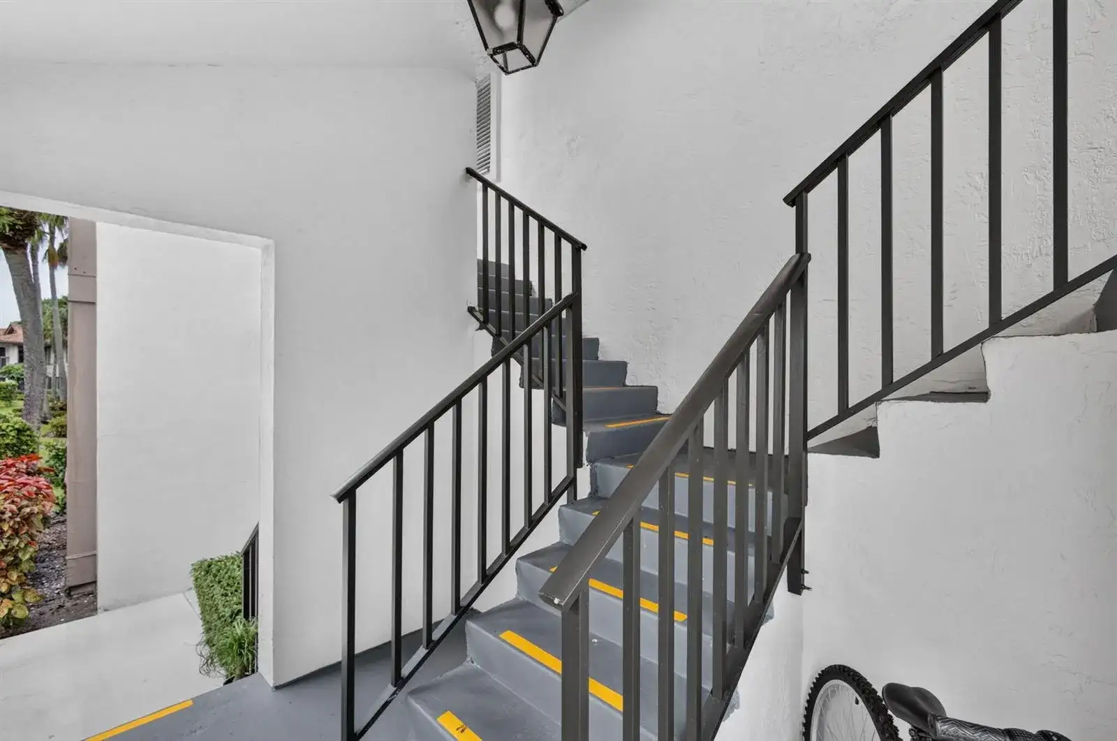 1103 Duncan Circle # 201, Palm Beach Gardens FL 33418 photo 2