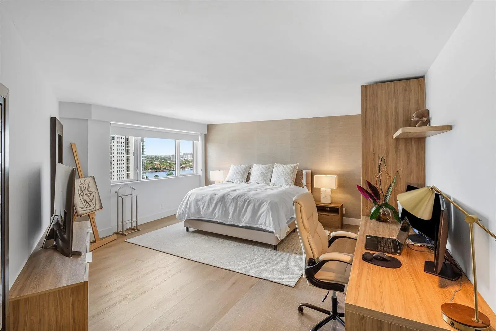 3000 Holiday Drive # 1605, Fort Lauderdale FL 33316