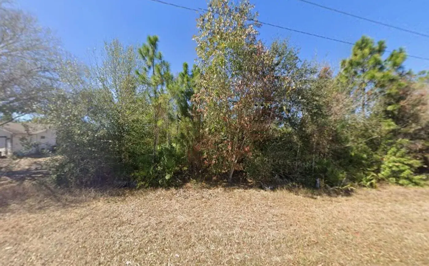 921 ROBERT Avenue, Lehigh Acres FL 33936