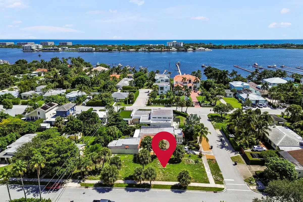 128 18th Avenue N, Lake Worth FL 33460