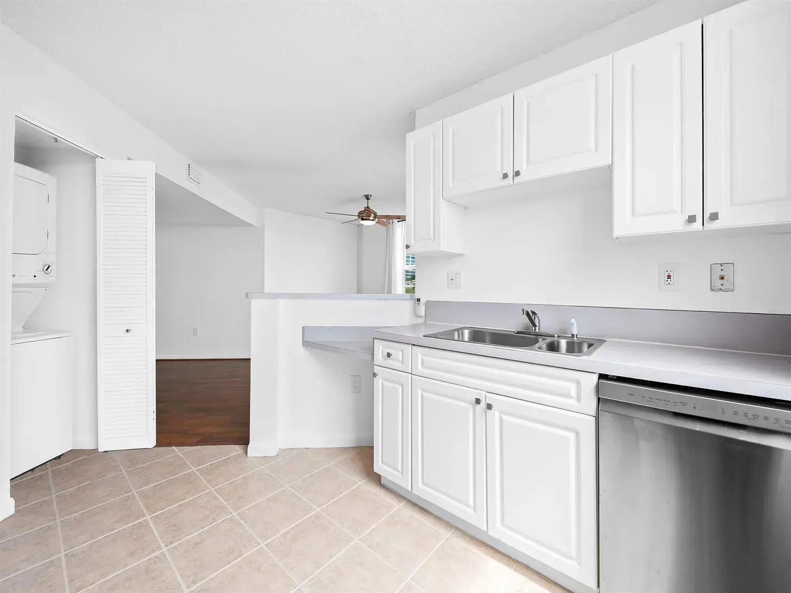520 SE 5TH Avenue # 2510, Fort Lauderdale FL 33301